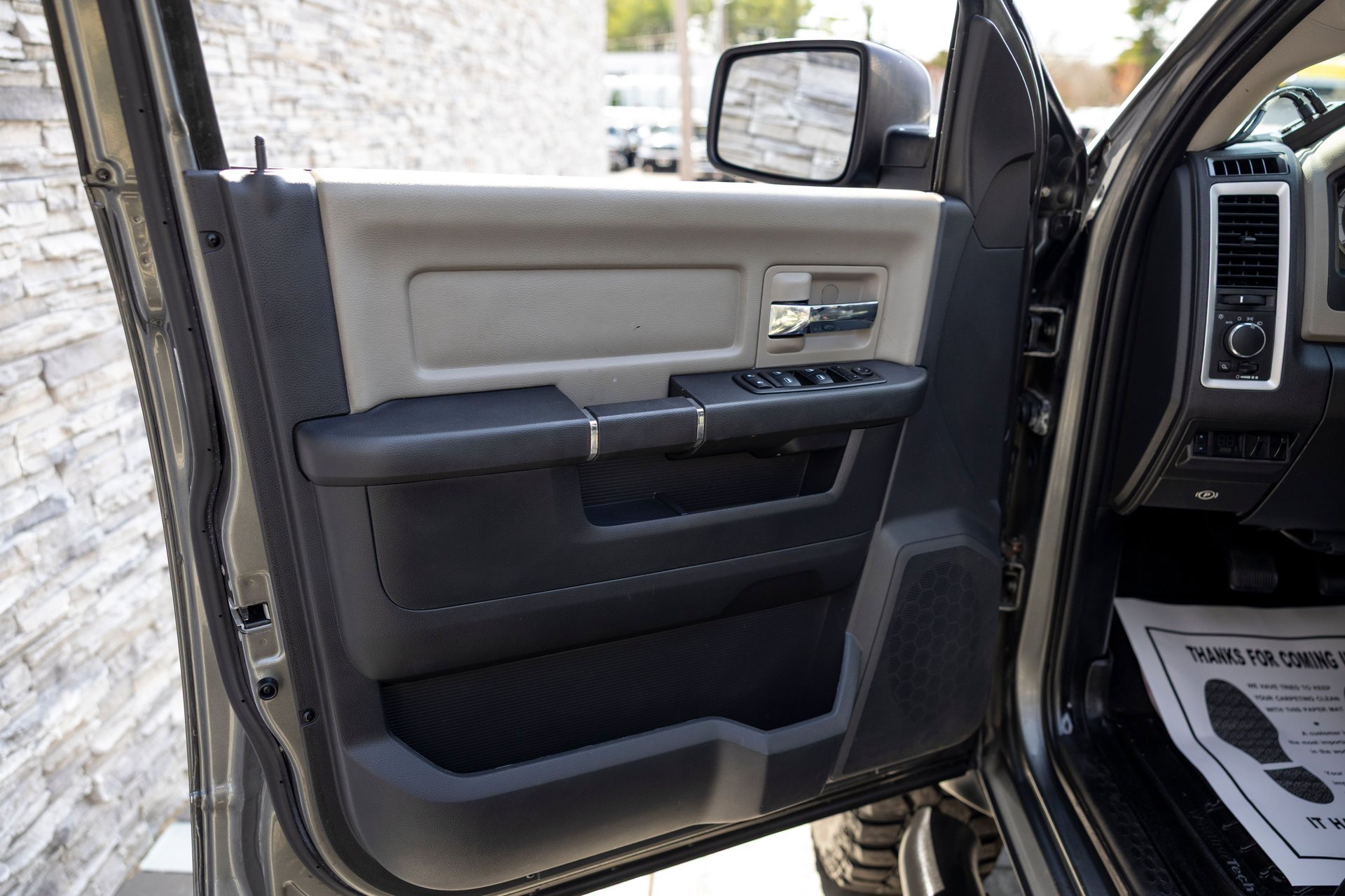 Used 2012 RAM 2500 SLT w/ HD Snow Plow Prep Group AWD/4WD image 37