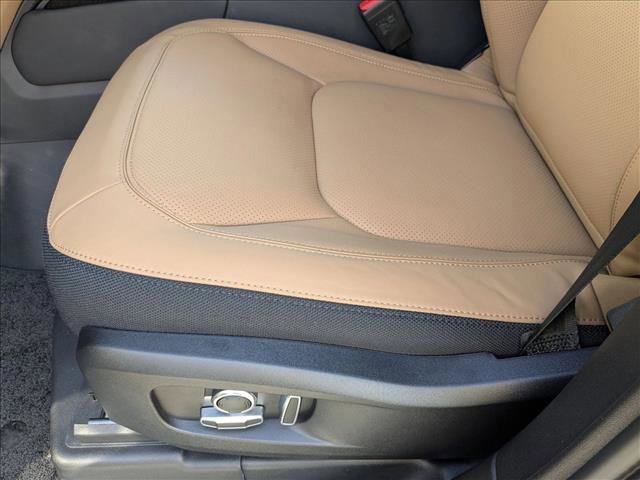 New 2026 Land Rover Defender 130 V8 image 4