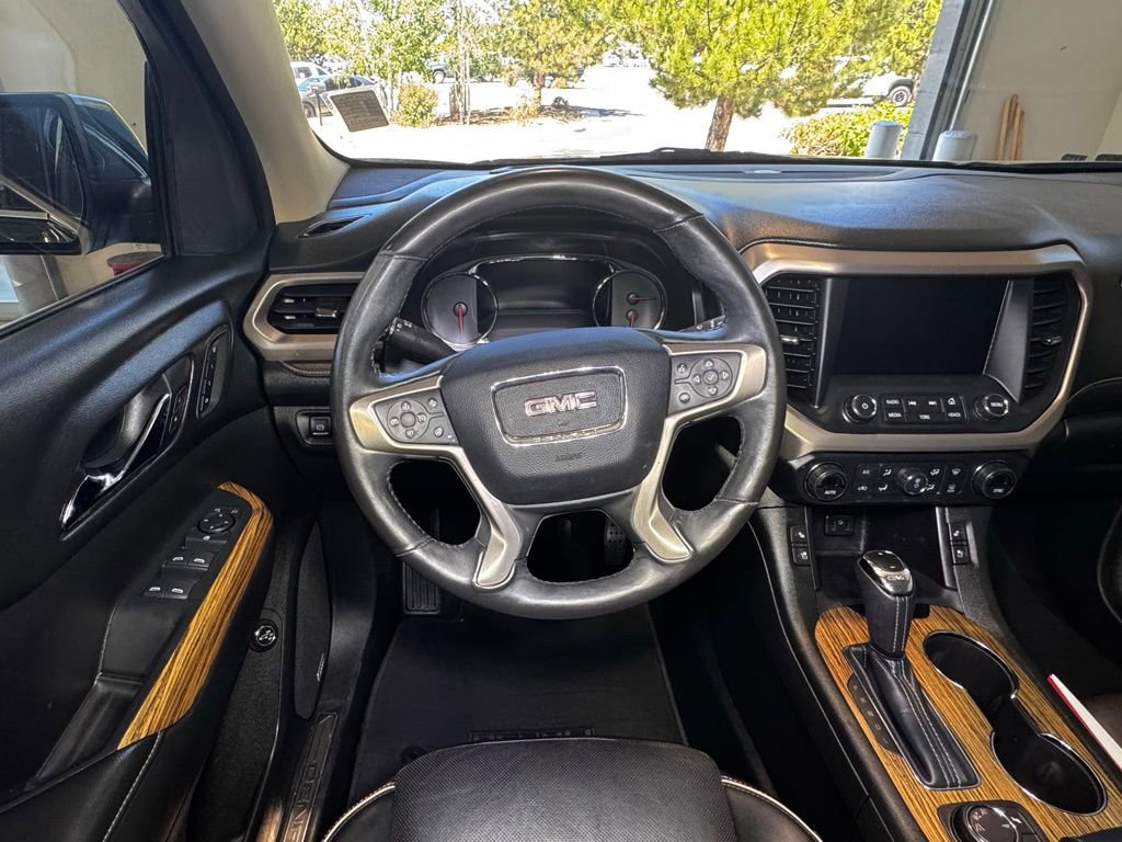 Used 2017 GMC Acadia Denali w/ Technology Package FWD image 15