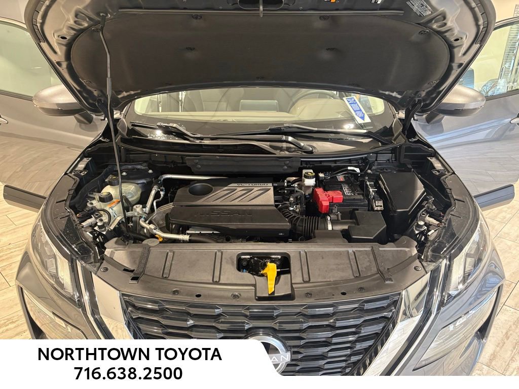 Used 2022 Nissan Rogue SV image 23