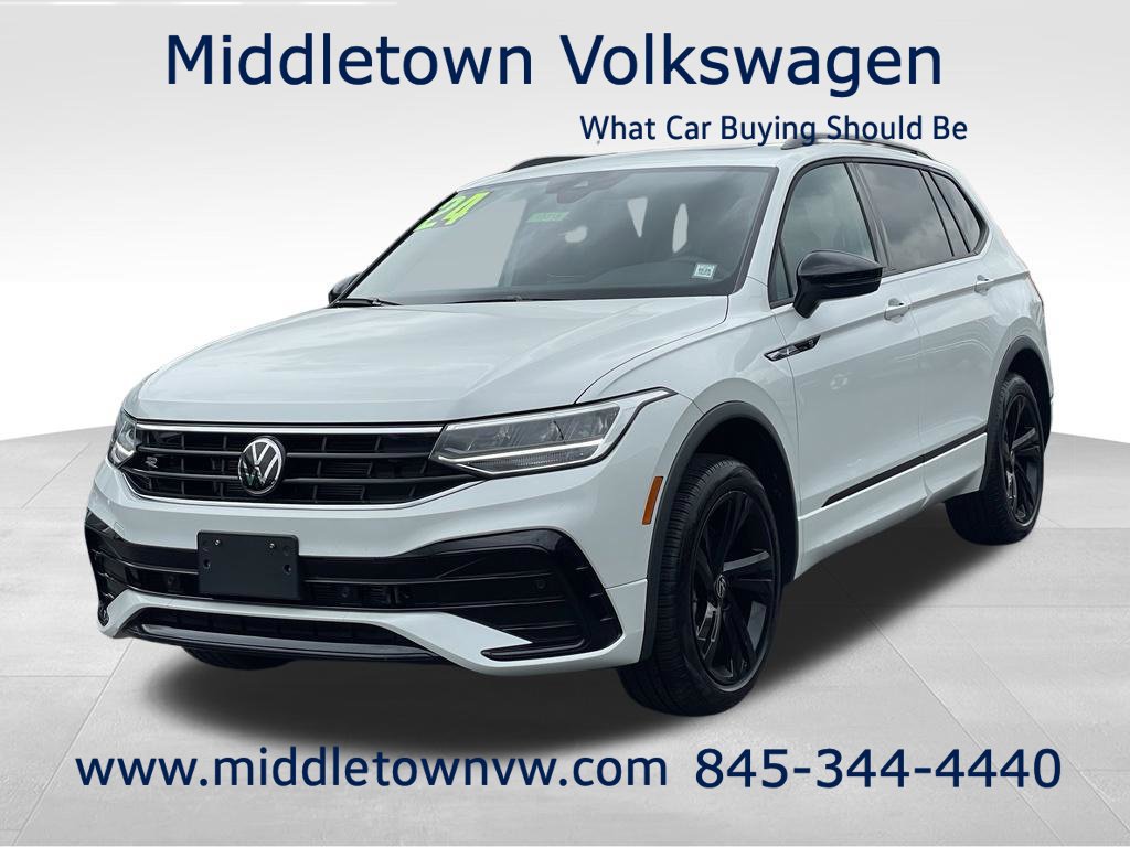 Used 2024 Volkswagen Tiguan SE R-Line