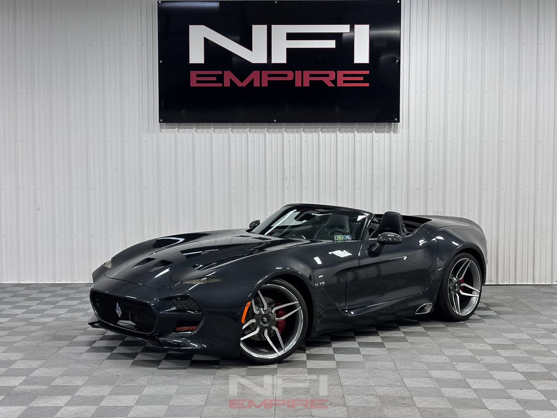 Used 2014 SRT Viper GTS w/ GTS Laguna Interior Package RWD image 1