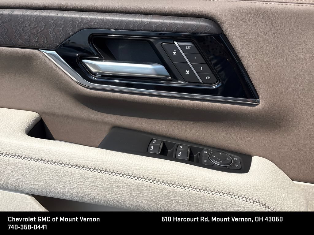 New 2026 GMC Yukon XL Denali w/ Denali Reserve Package AWD/4WD image 15
