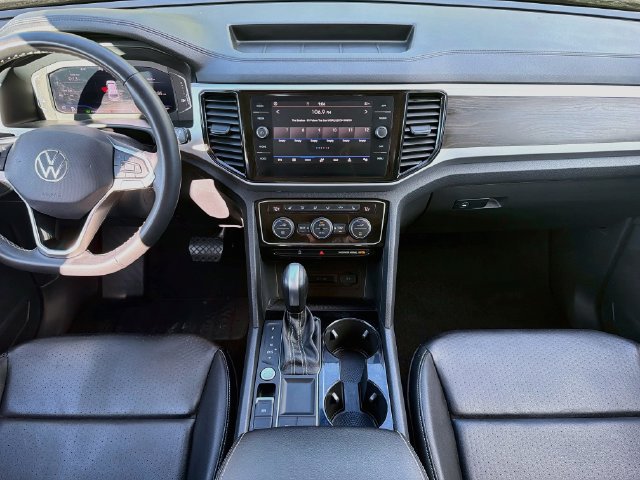 Used 2022 Volkswagen Atlas SE FWD image 19