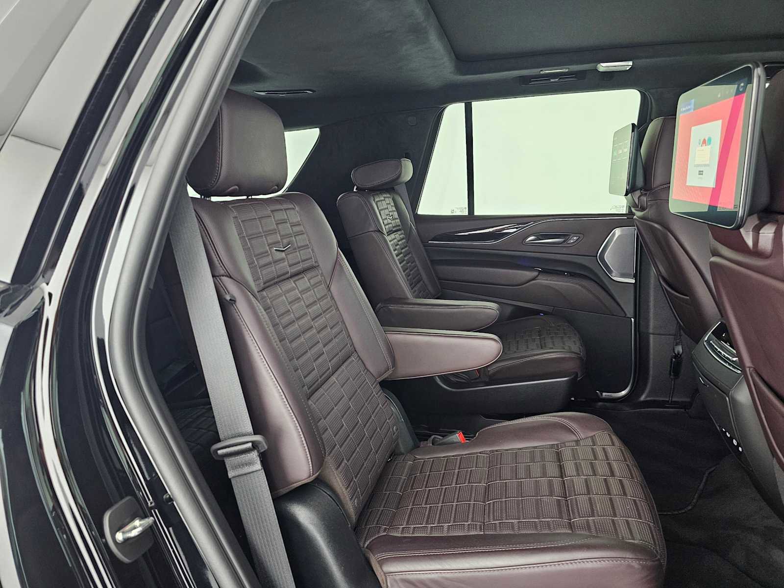 Certified 2024 Cadillac Escalade Sport Platinum AWD/4WD image 12