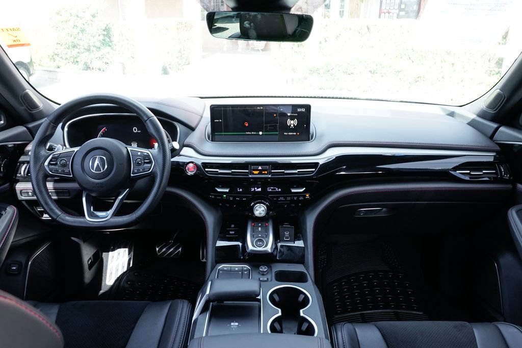 Used 2023 Acura MDX A-Spec image 29