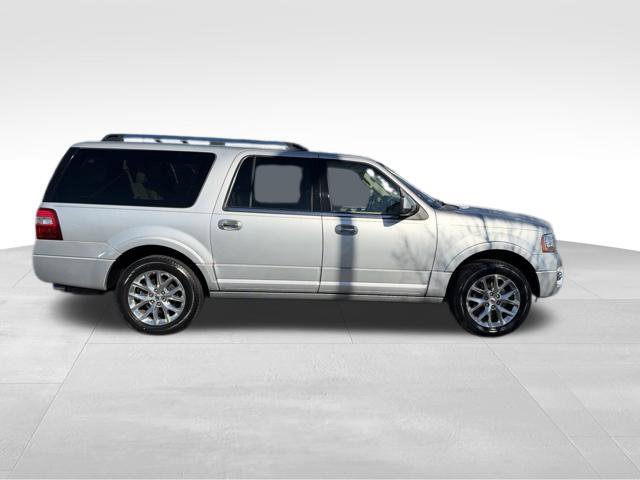 Used 2015 Ford Expedition EL Limited w/ Equipment Group 301A AWD/4WD image 8