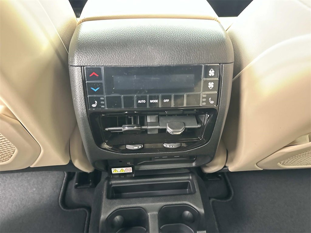 New 2026 Jeep Grand Cherokee L Limited image 12