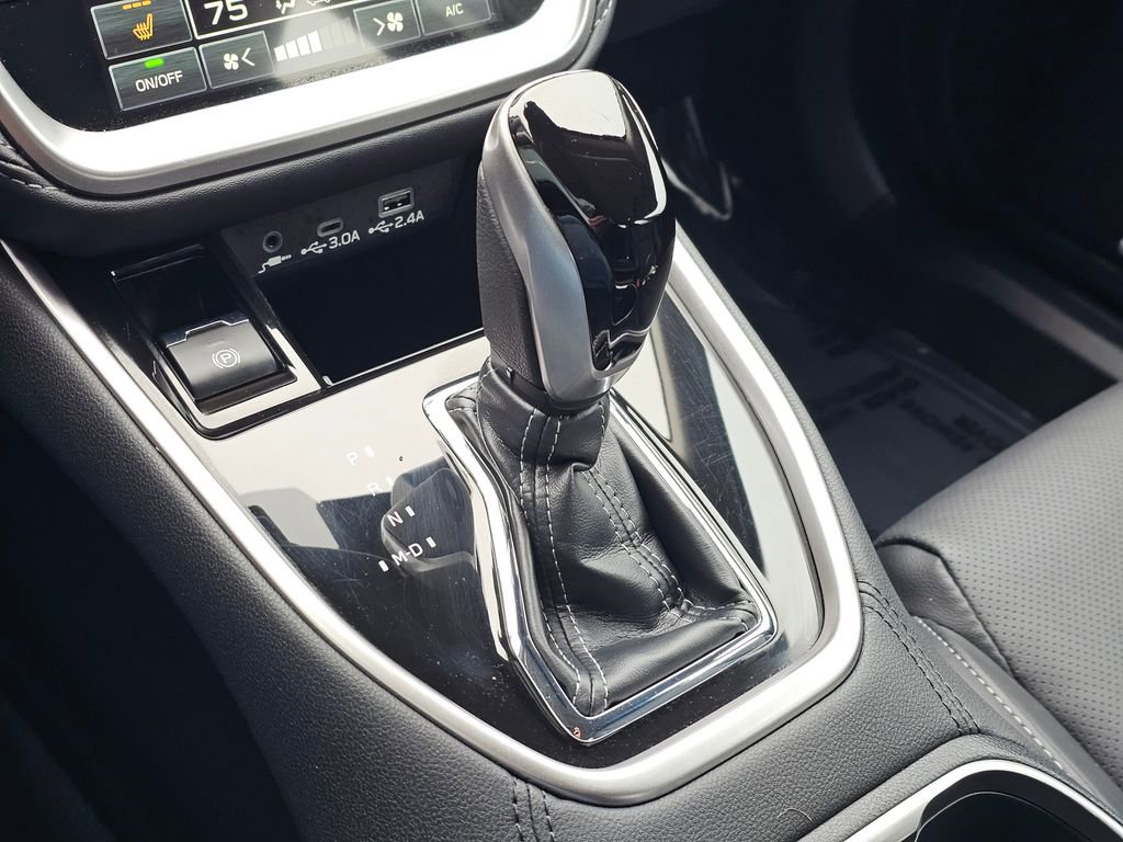 Used 2025 Subaru Legacy Limited AWD/4WD image 32