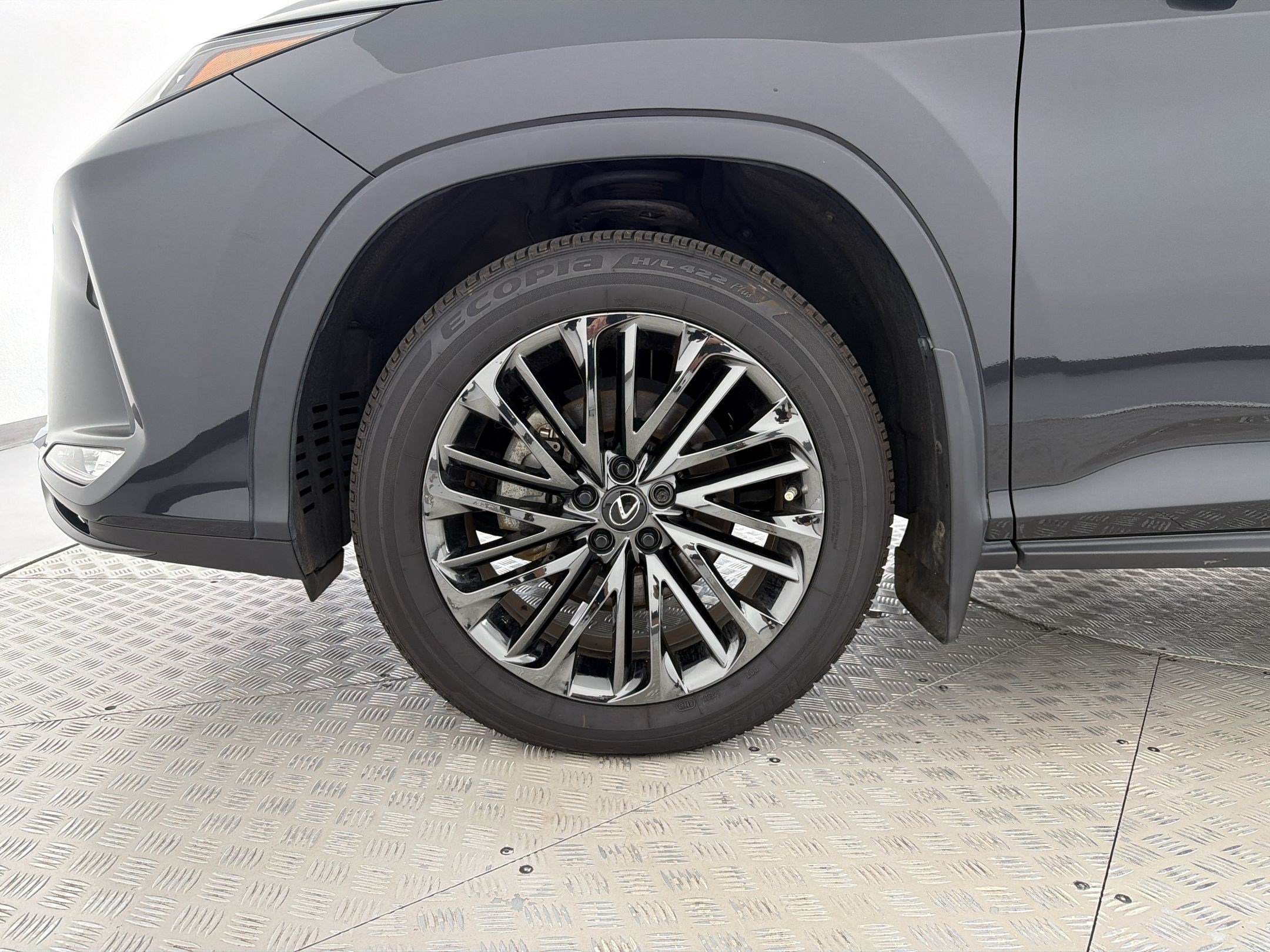 Certified 2022 Lexus RX 450h AWD w/ Special Edition image 13