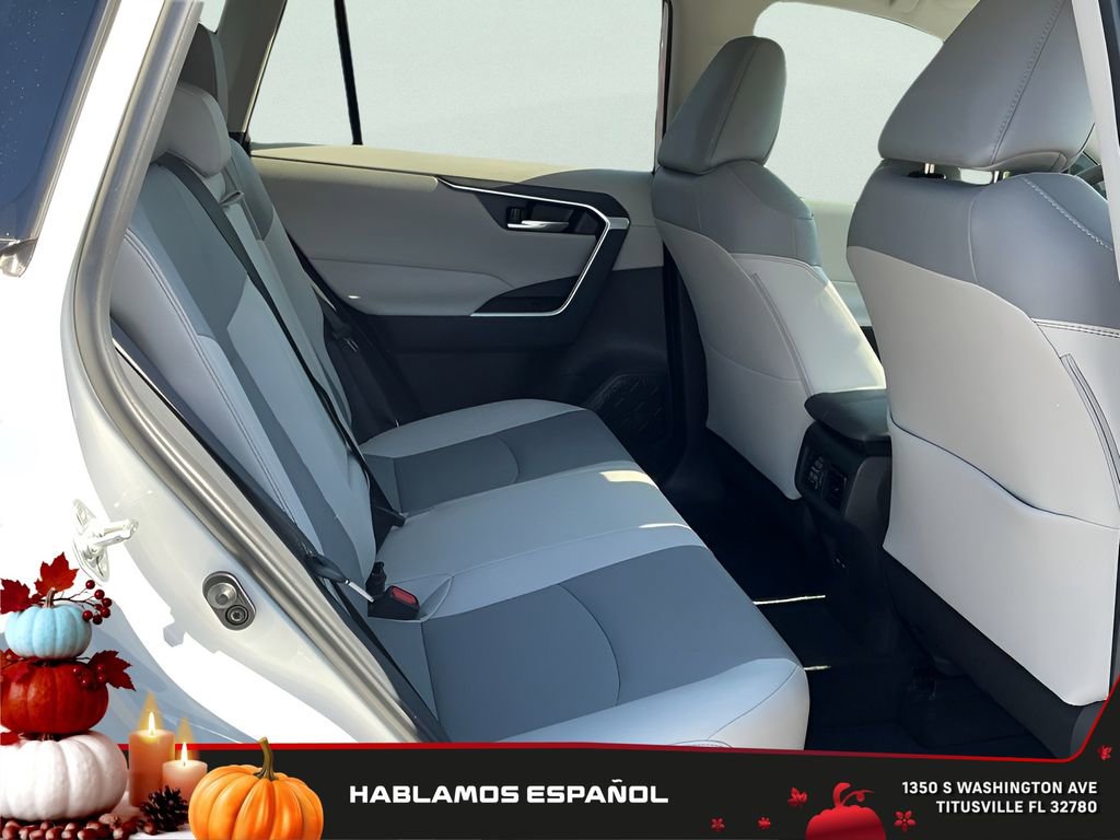 Used 2024 Toyota RAV4 XLE Premium image 16