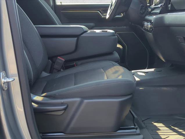 Used 2025 GMC Sierra 2500 SLE w/ SLE Value Package; image 19