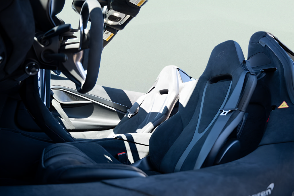 New 2026 McLaren 750S Spider RWD image 53