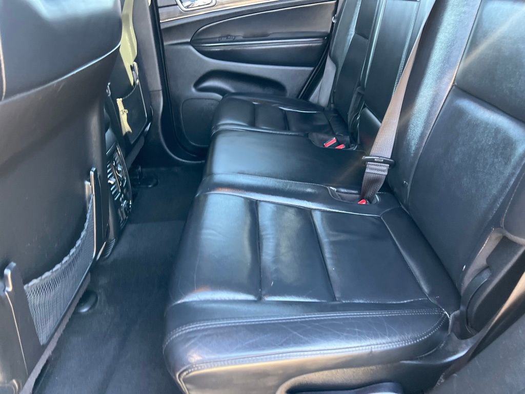 Used 2022 Jeep Grand Cherokee Limited image 23