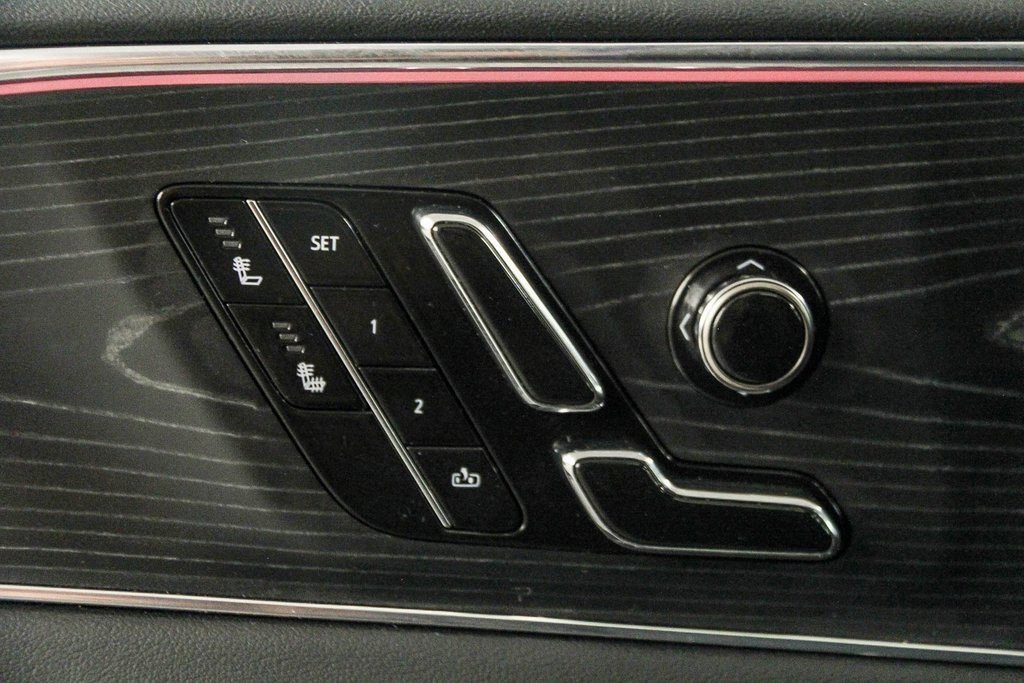 Certified 2024 Cadillac Lyriq Sport image 23