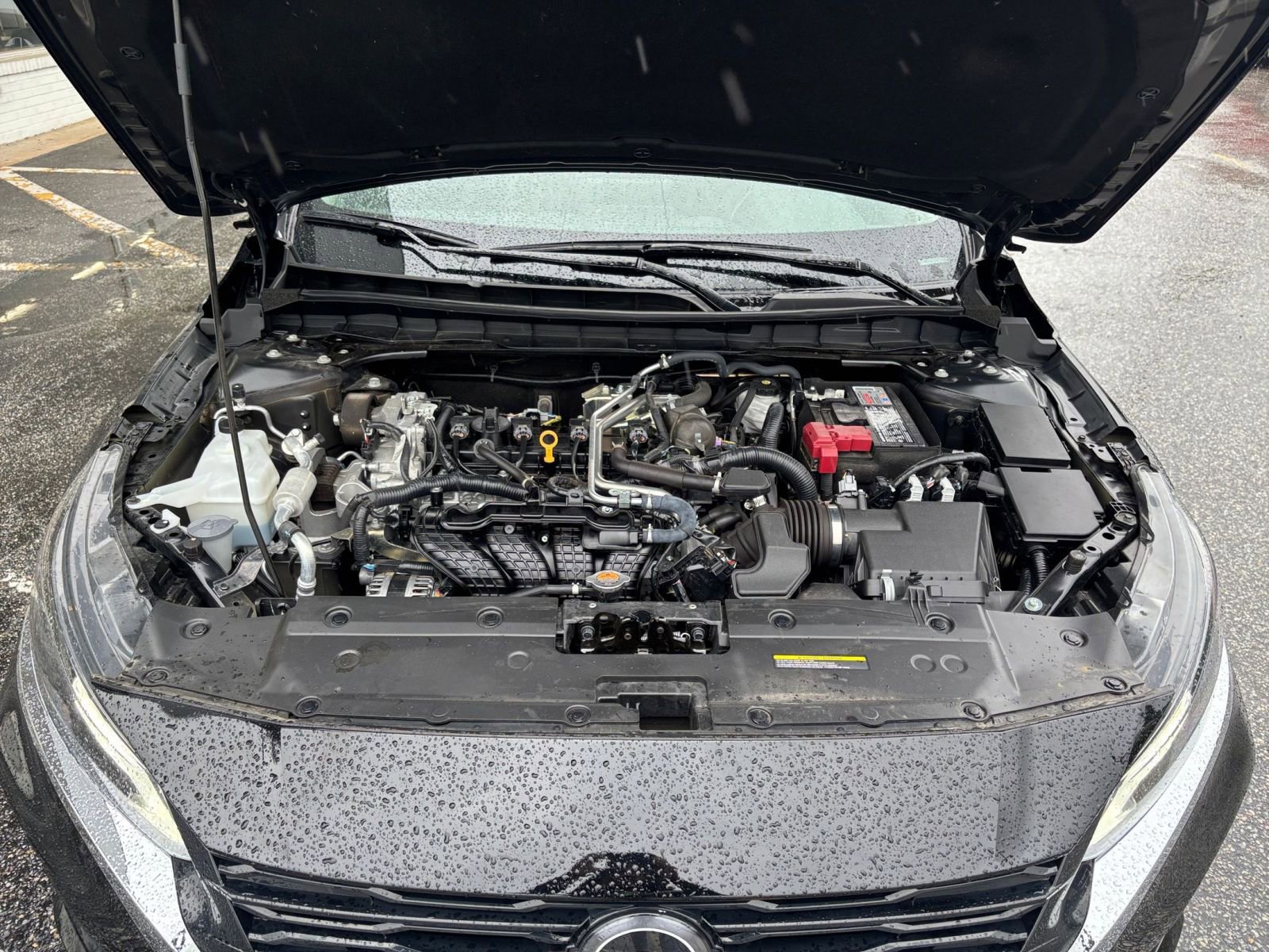 Used 2025 Nissan Altima 2.5 SV FWD image 31