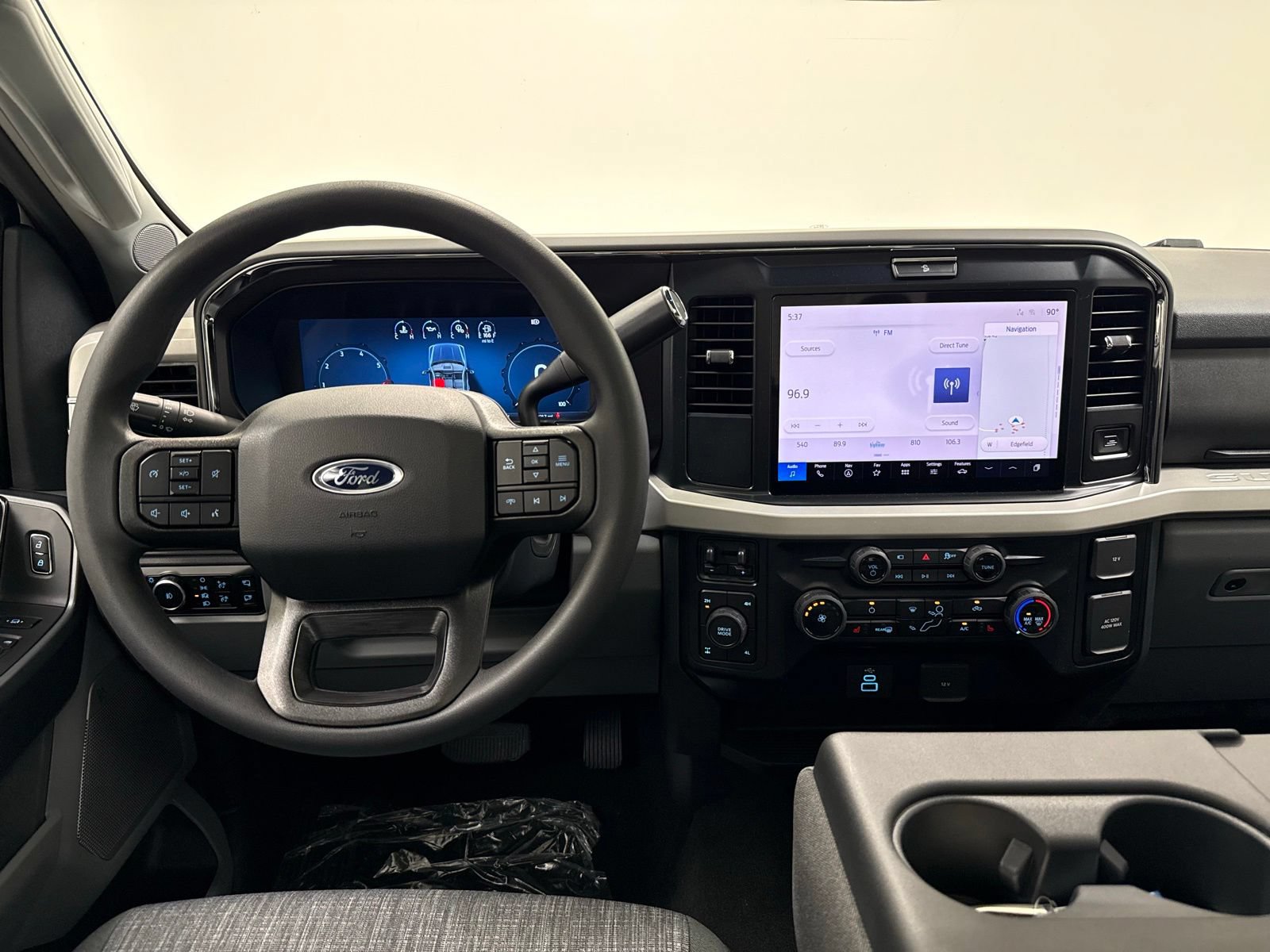 New 2026 Ford F350 XLT w/ XLT Premium Package AWD/4WD image 27