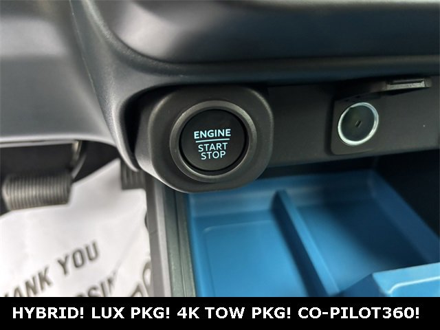 New 2025 Ford Maverick XLT w/ Equipment Group 301A image 9