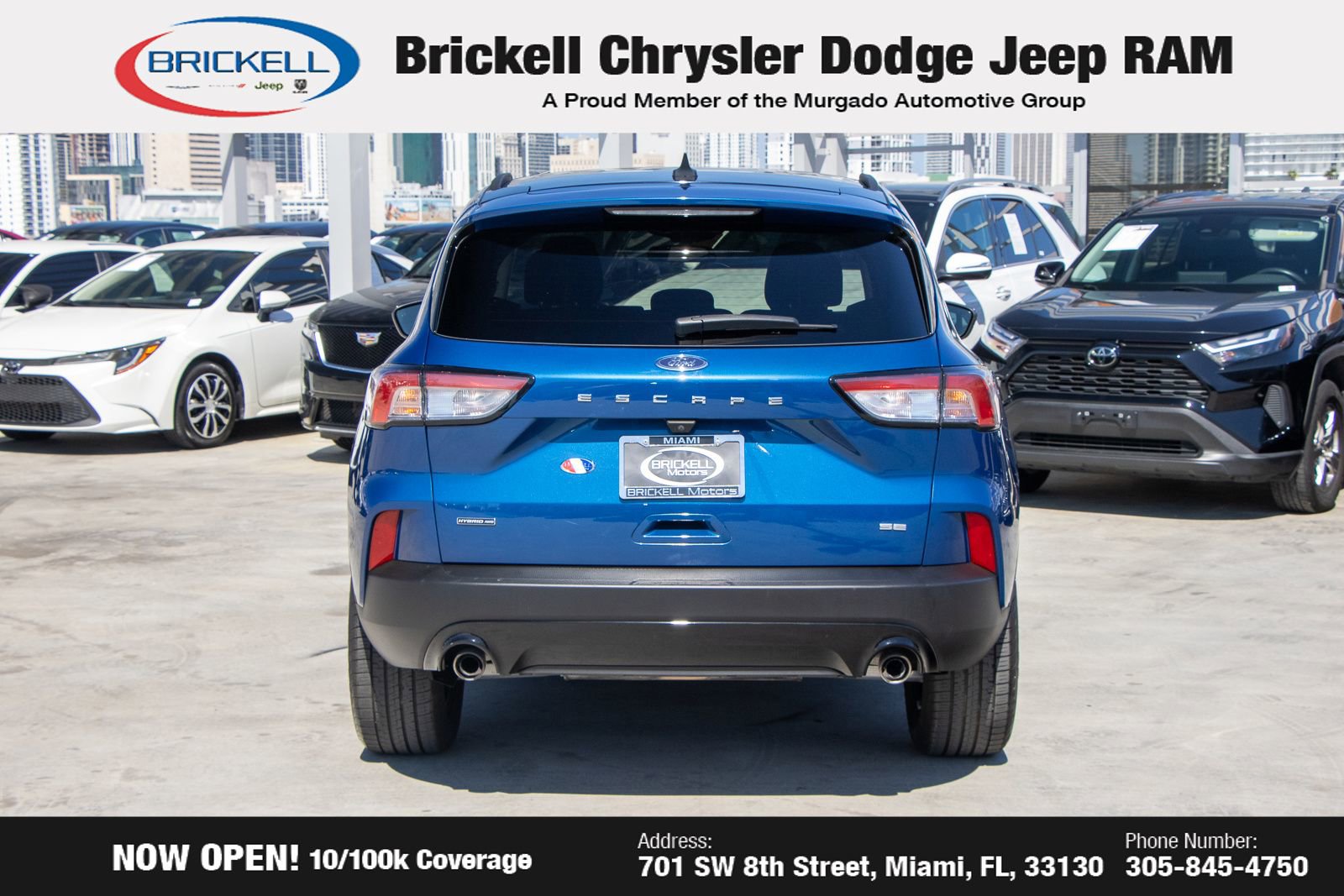Used 2022 Ford Escape SE w/ SE Sport Appearance Package image 6