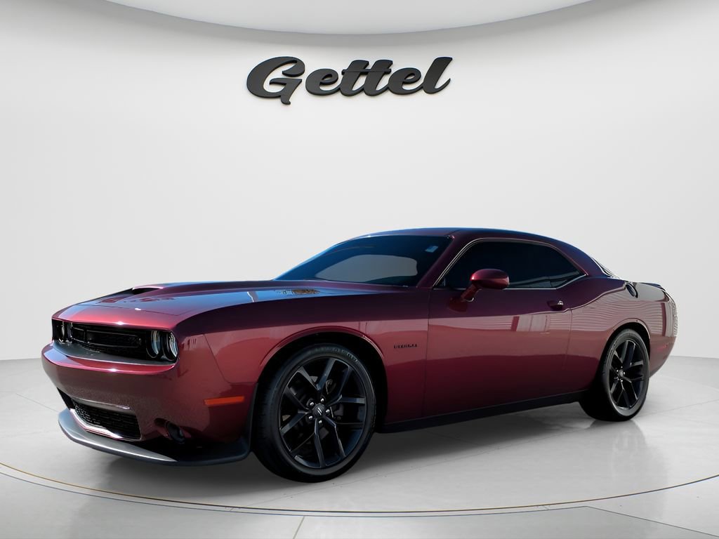 Used 2020 Dodge Challenger R/T w/ Blacktop Package video 2
