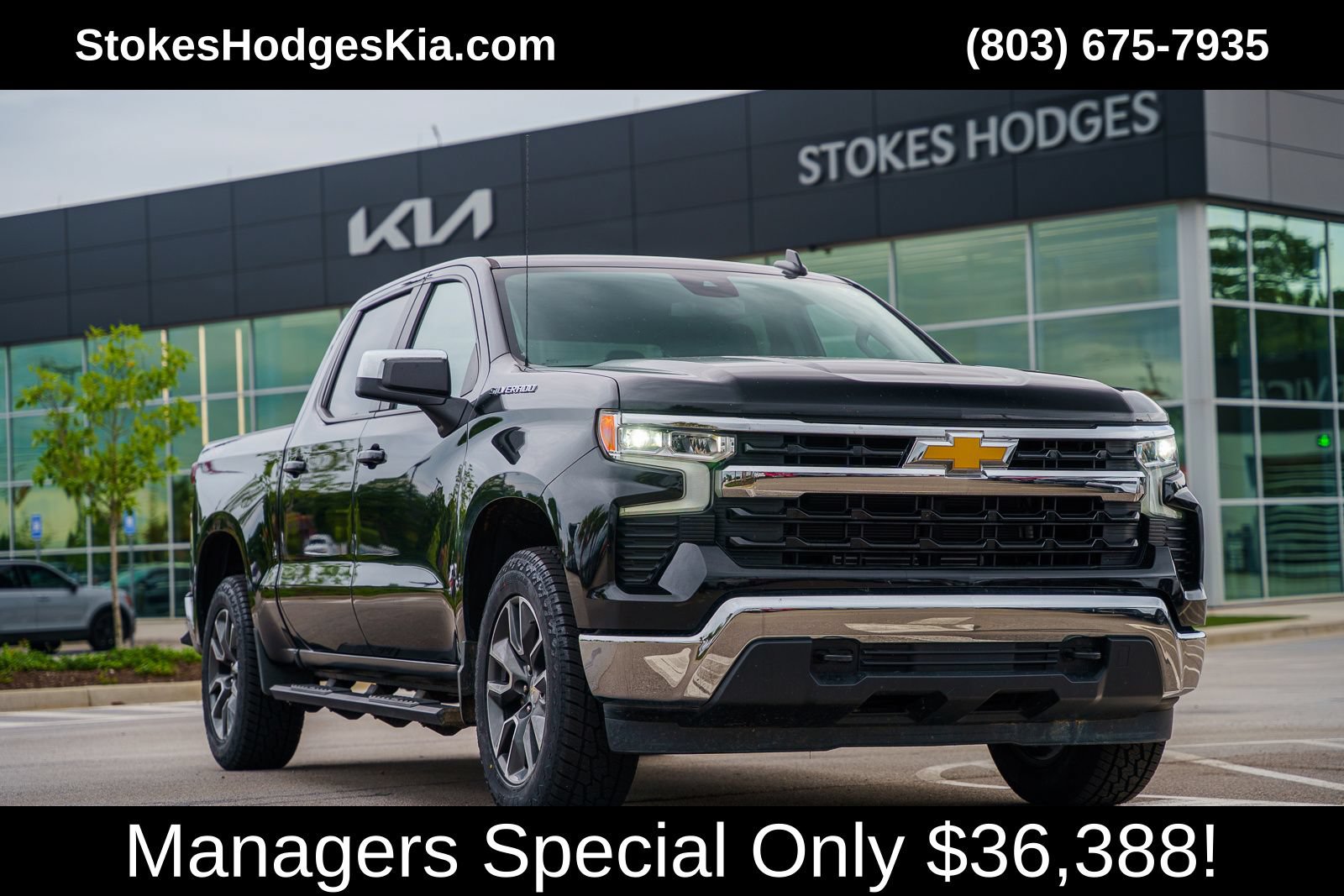 Used 2023 Chevrolet Silverado 1500 LT AWD/4WD image 1