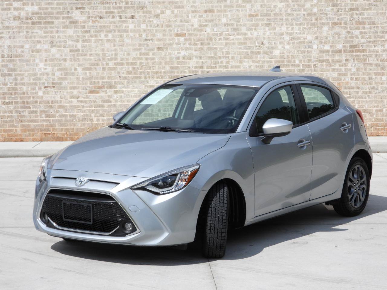 Used 2020 Toyota Yaris XLE FWD image 13
