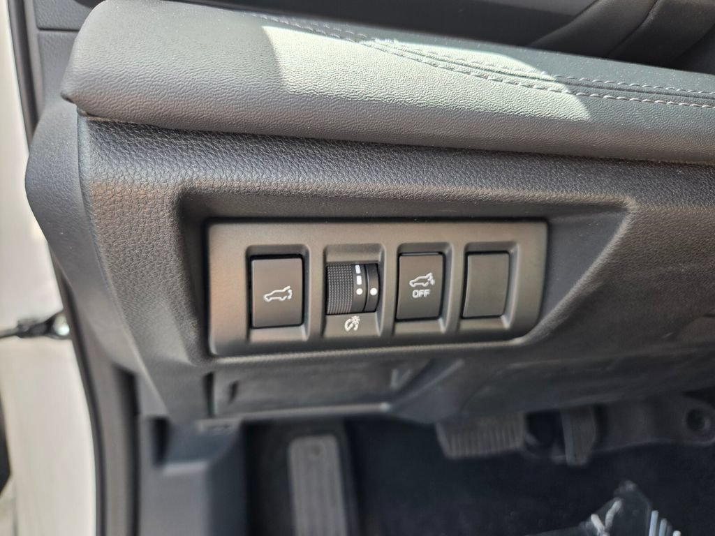 Used 2022 Subaru Outback Limited AWD/4WD image 23