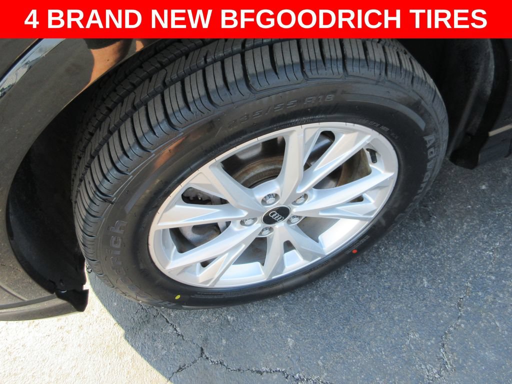 Used 2021 Audi Q3 2.0T Premium AWD/4WD image 2