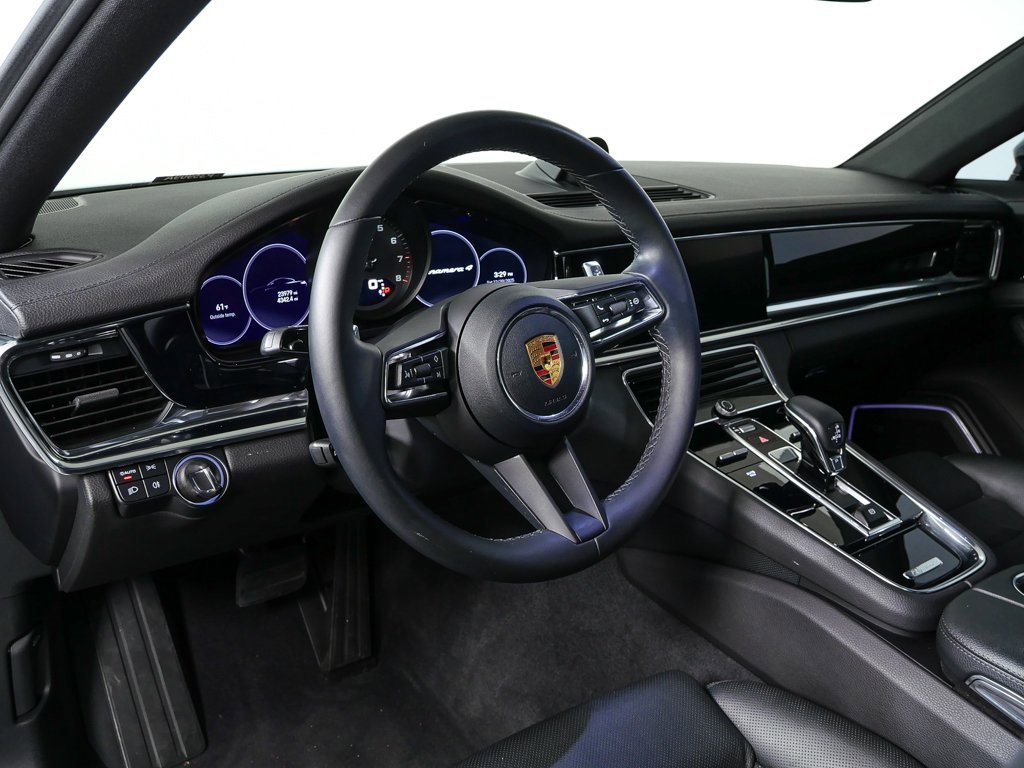 Certified 2022 Porsche Panamera 4 image 4