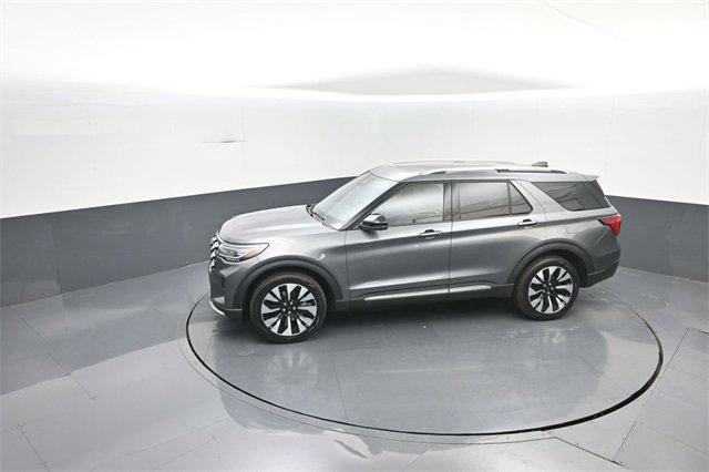 New 2026 Ford Explorer Platinum w/ LUX Leather Package image 24