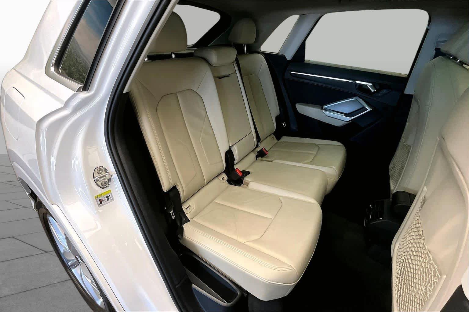 Used 2021 Audi Q3 2.0T Premium w/ Convenience Package AWD/4WD image 20