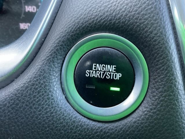 Used 2019 Chevrolet Traverse LT FWD image 24