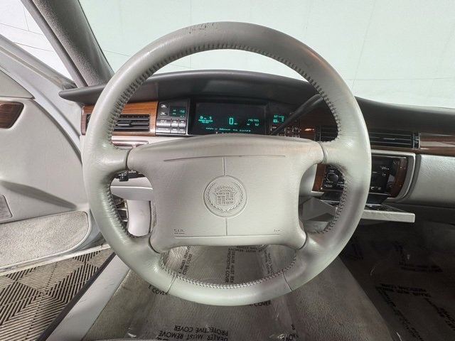 Used 1994 Cadillac De Ville Concours image 12