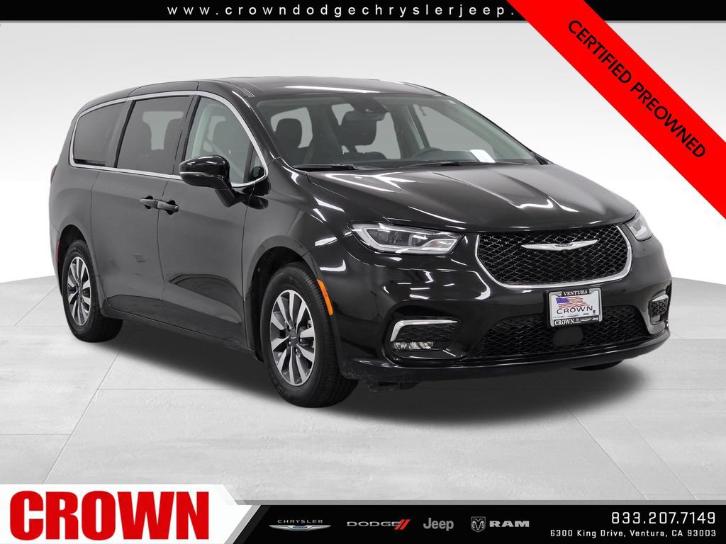 Certified 2024 Chrysler Pacifica Limited FWD image 1