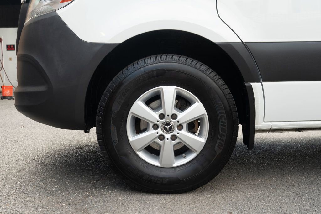 Used 2020 Mercedes-Benz Sprinter 2500 image 29