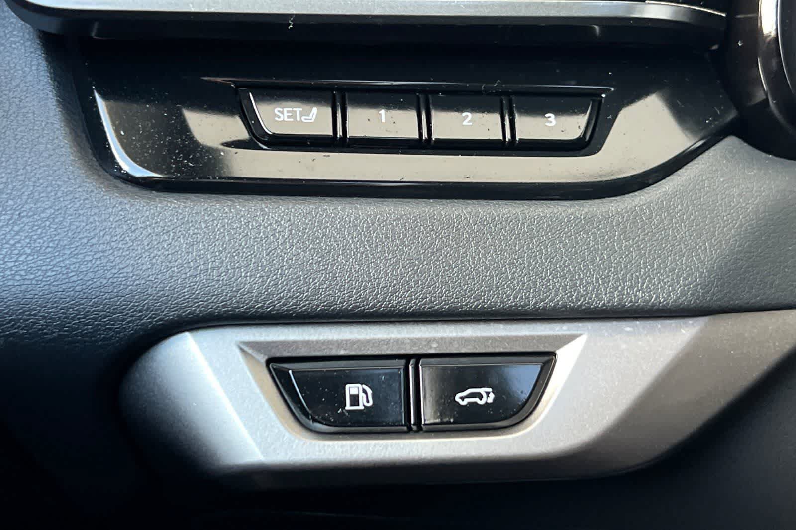 Used 2025 Lexus RX 350 Premium Plus w/ Accessory Package FWD image 33