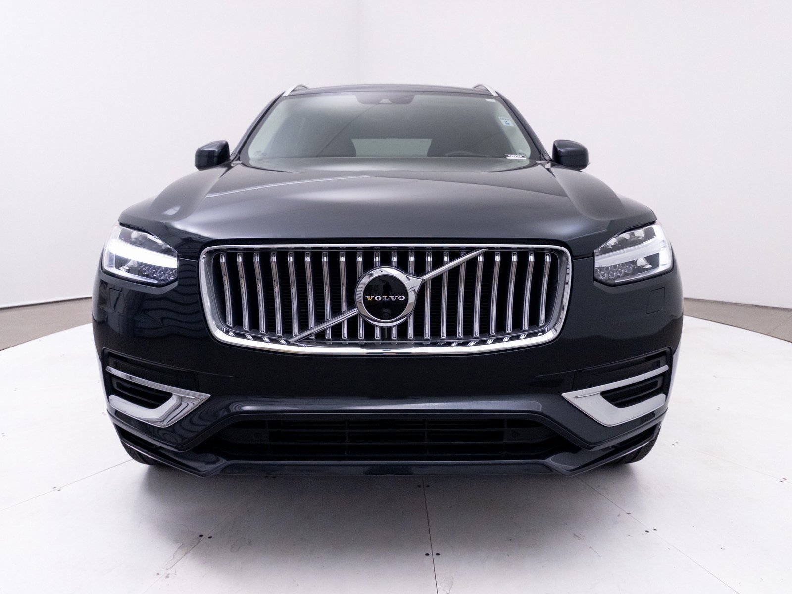Used 2022 Volvo XC90 T8 Inscription w/ Advanced Package image 13