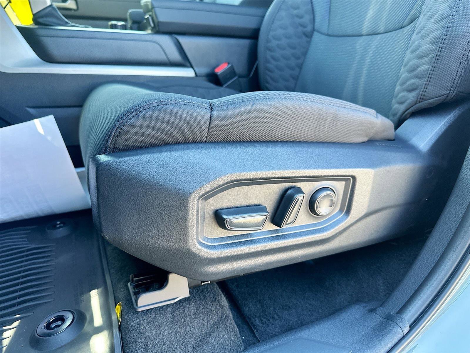 New 2026 Toyota Tundra SR5 image 21