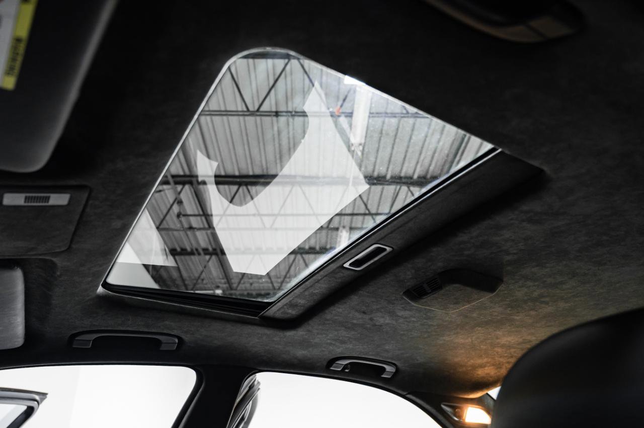 Used 2003 BMW M5 image 23