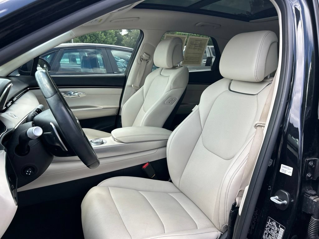 Used 2023 Genesis GV70 2.5T w/ Select Package AWD/4WD image 19