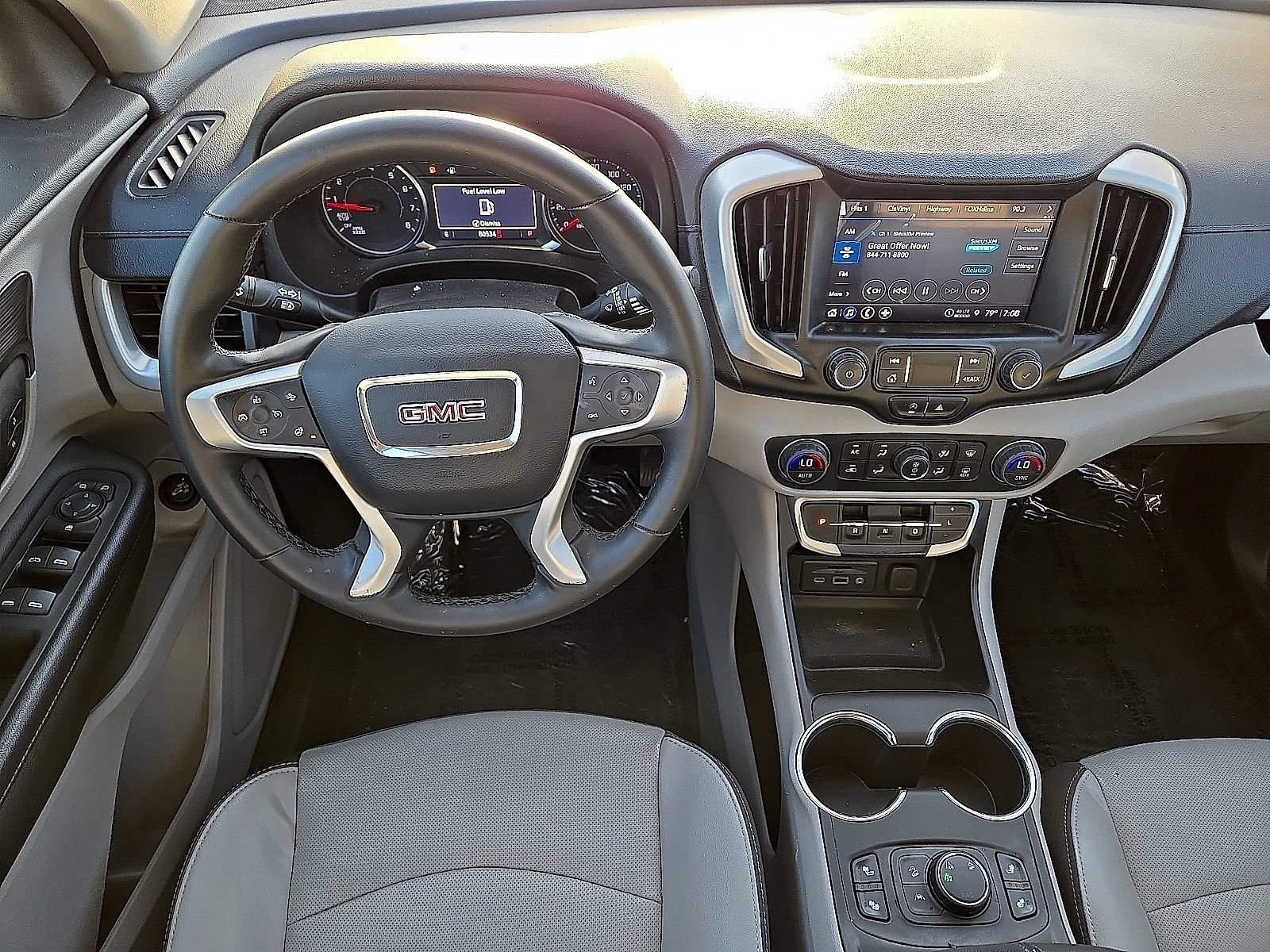 Used 2023 GMC Terrain SLT AWD/4WD image 19