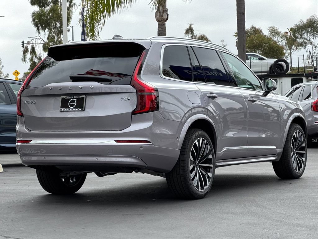 New 2026 Volvo XC90 T8 Plus w/ Protection Package AWD/4WD image 5