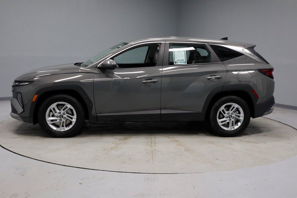 Used 2025 Hyundai Tucson SE image 7