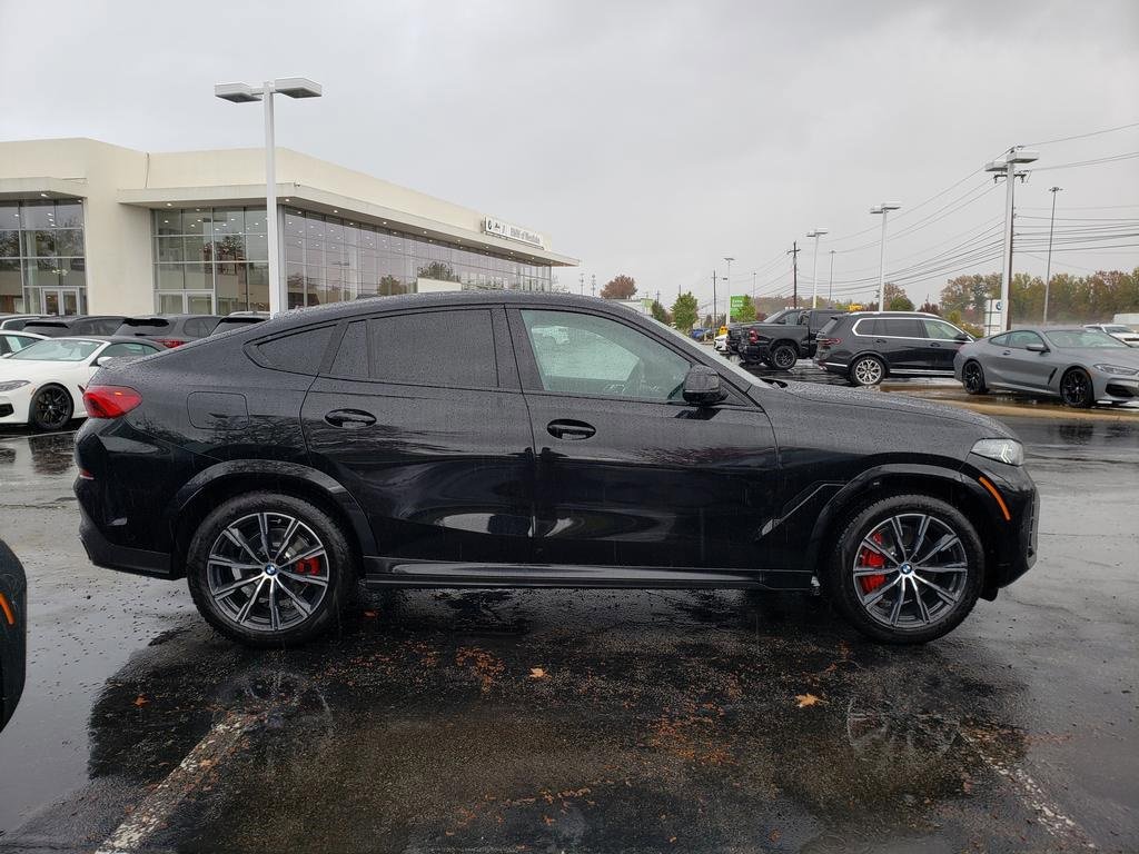 New 2026 BMW X6 xDrive40i image 3