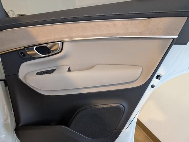 New 2026 Volvo XC90 B6 Ultra w/ Lounge Package AWD/4WD image 27