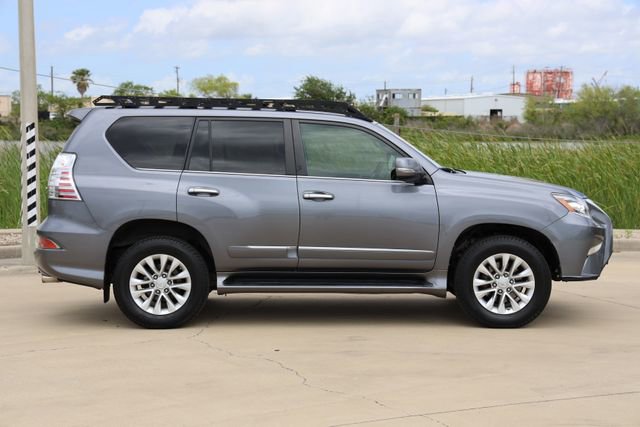 Used 2015 Lexus GX 460 w/ Premium Package AWD/4WD image 4