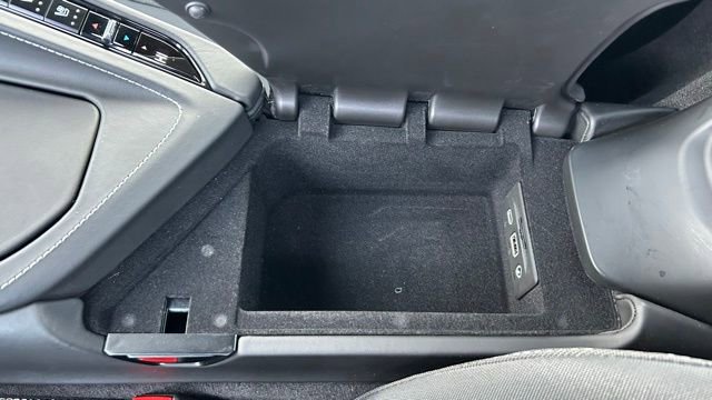 Used 2023 Chevrolet Corvette Stingray Premium Conv w/ Z51 Performance Package image 28