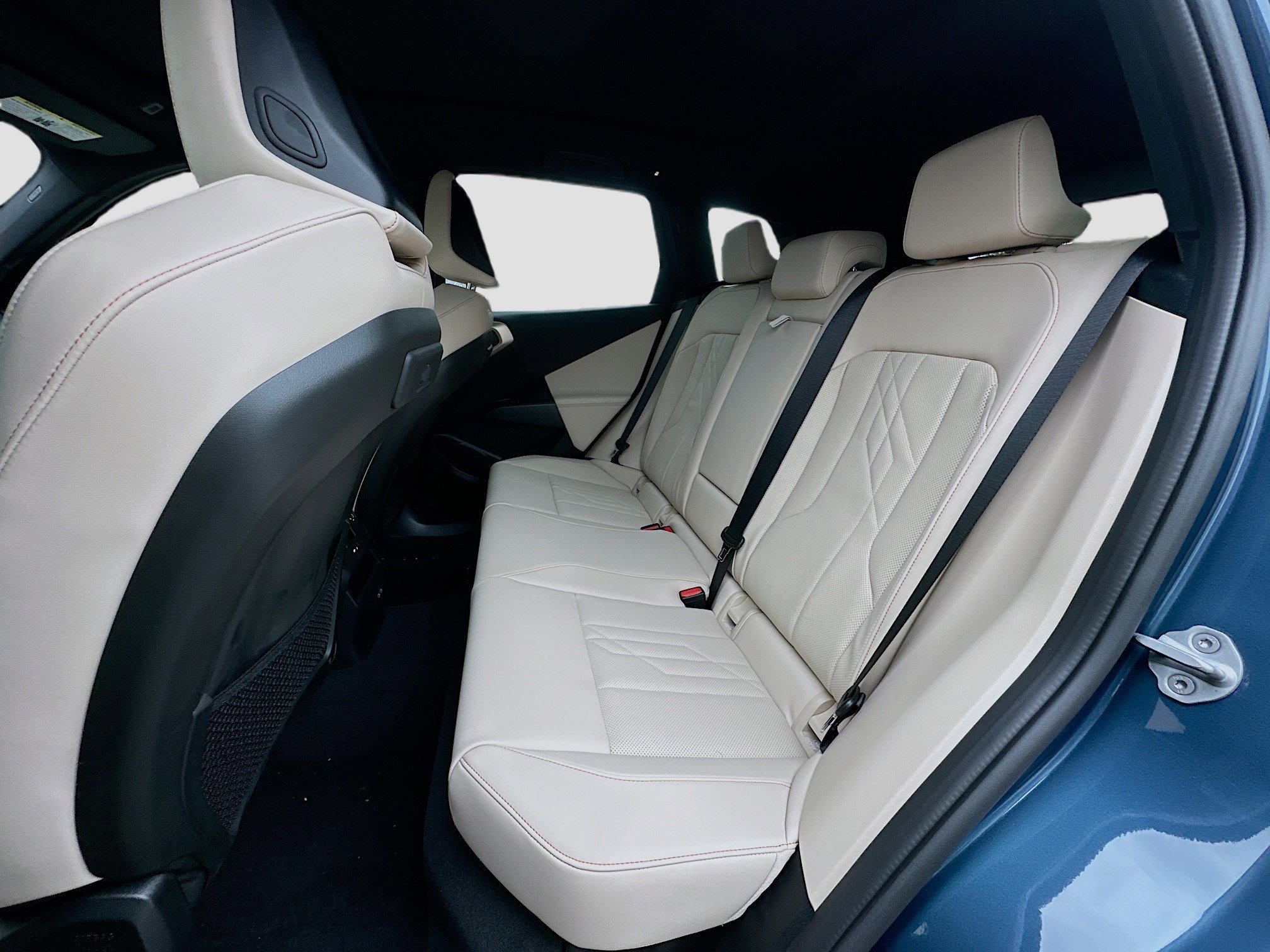 New 2025 BMW X3 xDrive30i w/ Convenience Package image 20