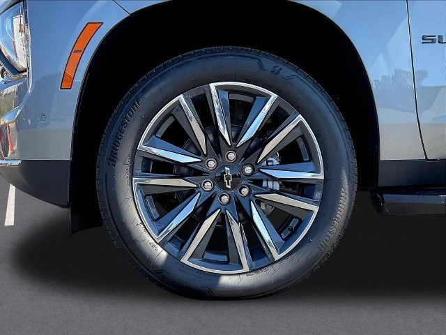 Used 2026 Chevrolet Suburban LS AWD/4WD image 14
