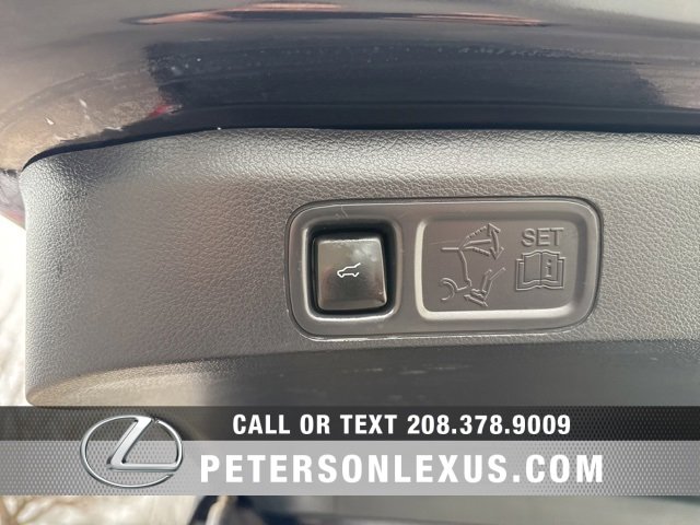 Used 2023 Ford Expedition Max Limited image 23